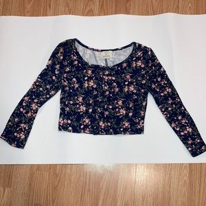 Cropped Medium Navy Blue Flower Print Blouse